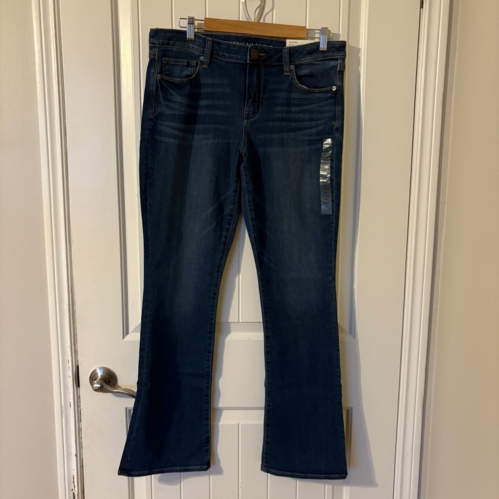 NWT American Eagle Dark Blue skinny kick jeans